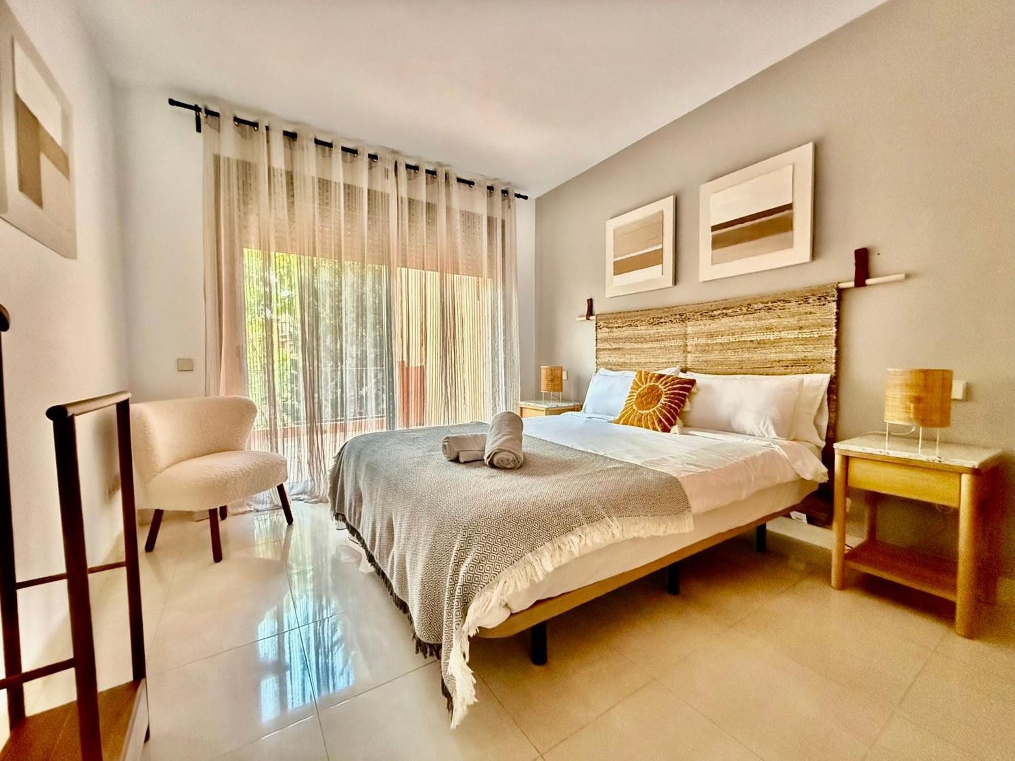 Sunny 2br Style New Golden Mile Free Parking Wifi & Aircon Estepona